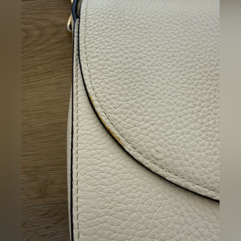 Coach Kleo Cream Pebbled Leather Shoulder Bag Gold Hardware Beige Suede Interior - Picture 3 of 10
